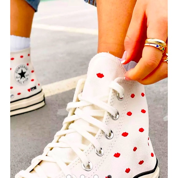 Converse hi top Crafted with love Valentines Day limited edition sneakers - Picture 2 of 14